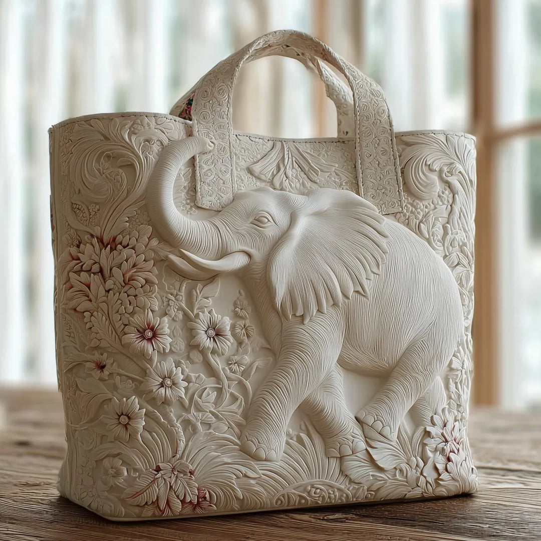 Queenie | Elephant
