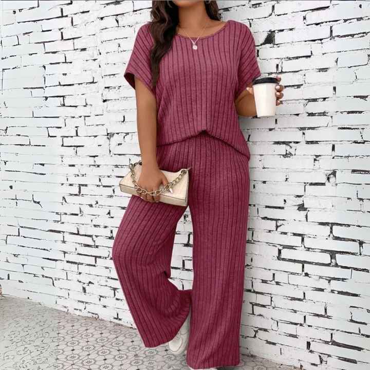 Wanda | Plus Size Short Sleeve