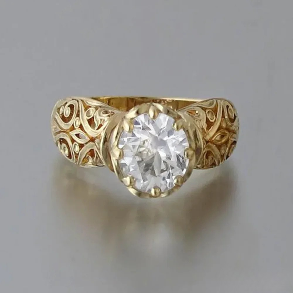 Dolores | Elegant Ring with White Zirconia