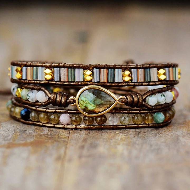 Antonia | Labradorite Teardrop Bronze Wrap