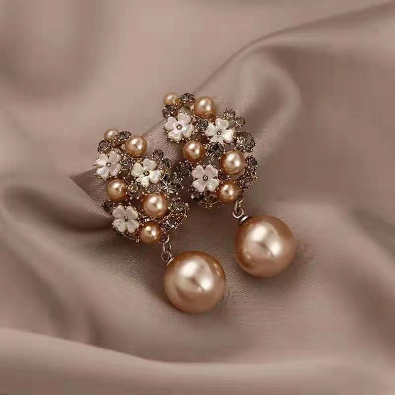 Constance | Elegant Earrings with Floral Beads