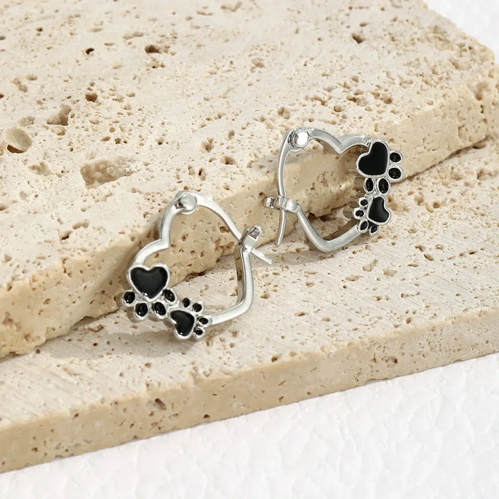 Amara | Heart Hoop Earrings