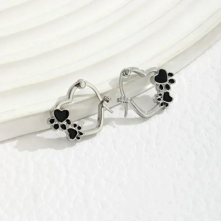 Amara | Heart Hoop Earrings