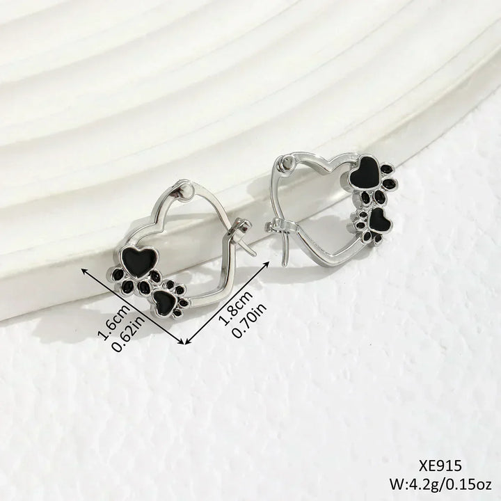 Amara | Heart Hoop Earrings