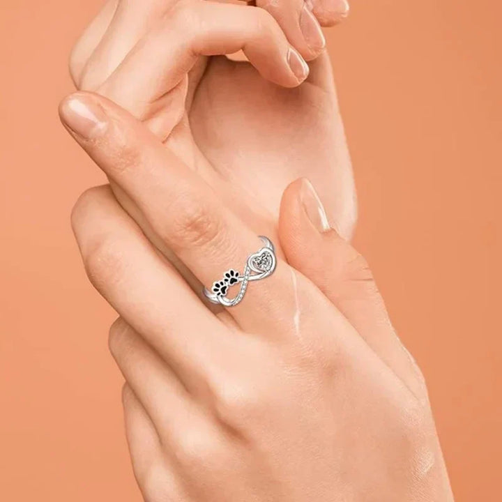Elara | Heart Infinity Ring with Paw