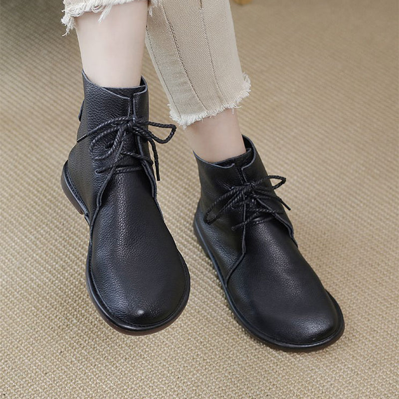 Clara | Lace Boots | Classic Warmth with Everyday Ease