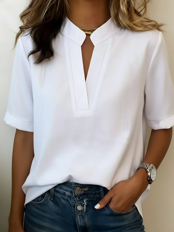 Marie | Elegant blouse with refined collar