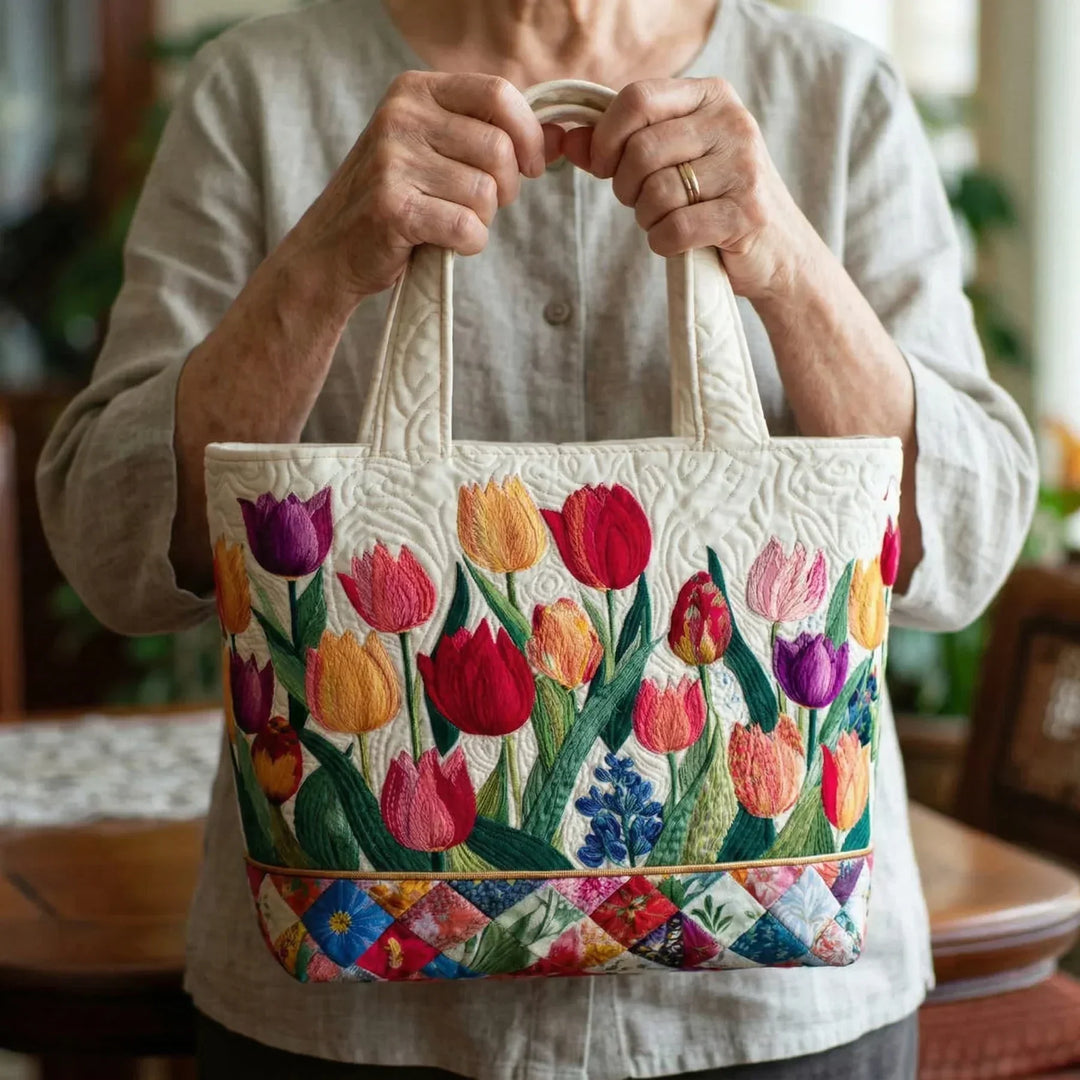 Clara | Tulip Garden