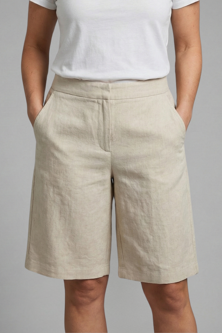 Octavia | High Waisted Knee Length Shorts
