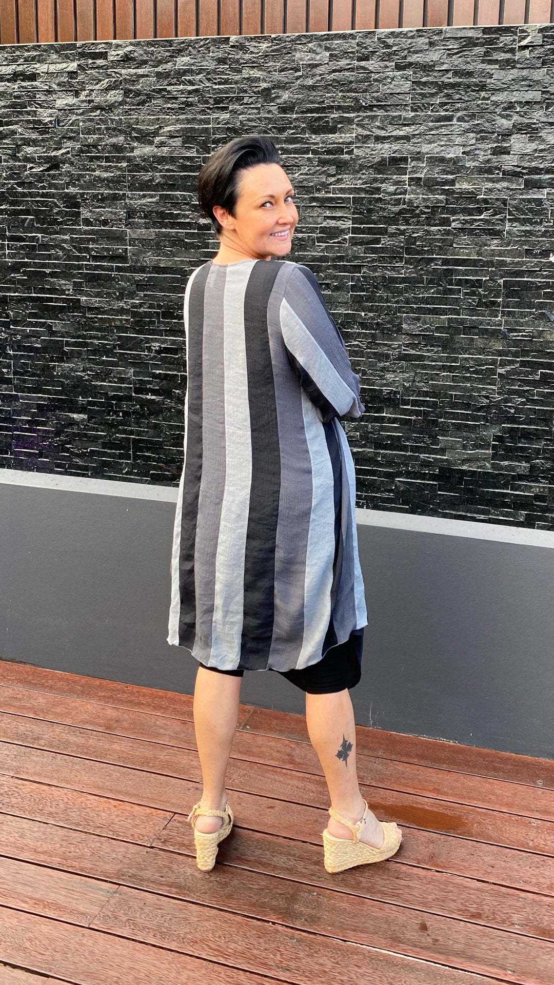 Della | Infinity Jacket Liquorice Stripe
